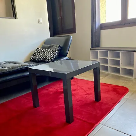 Charming With Bedroom Area * Valleiry